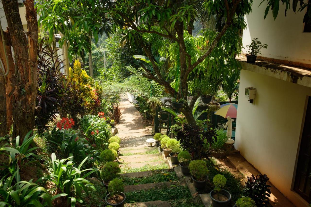 Kandy Mountain Cottage Exterior photo